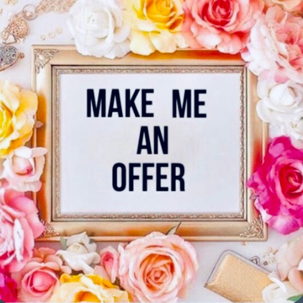 🌹 LIKE WHAT YOU SEE? Make me an offer! 🌹